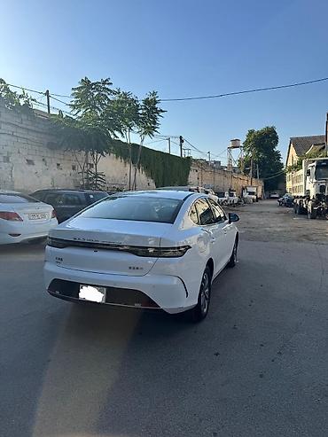 BYD: BYD Qin Plus: 1.5 l | Sedan — 5