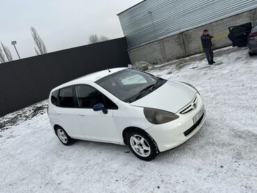 посадка машины: Honda Fit: 2002 г., 1.3 л, Вариатор, Бензин, Хэтчбэк