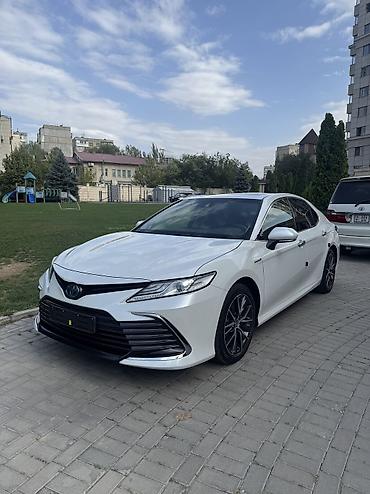 corolla s: Toyota Camry: 2023 г., 2.5 л, Автомат, Гибрид, Седан — 3