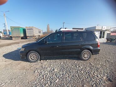 обмен машины: Mitsubishi Space Wagon: 2000 г., 2.4 л, Автомат, Бензин, Минивэн