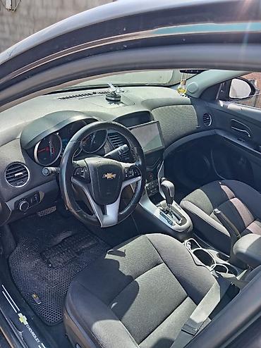 cevrolet cruz: Chevrolet Cruze LT sedan - Kuzov: sedan, qara rəng - Nömrə: 99-FX-221 — 8