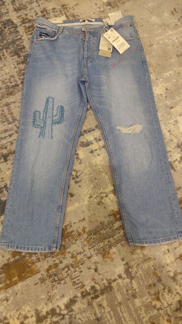 Cins şalvar: Zara boyfit Yeni etiketi üzerinde Zara Mango Bershka Stradivarius — 9