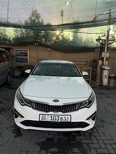Kia K5: 2018 г., 2 л, Автомат, Газ, Седан