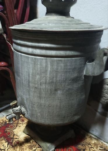 ot bicən satisi: Kömür/odunla işləyən böyük metal samovar mis materiyal. təcili — 2