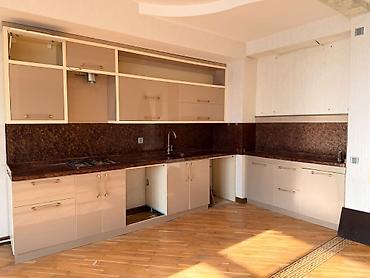 Metbex mebeli. 350azn. ölcü 6.15sm. üzerı tökme mermer üzerınde moyka