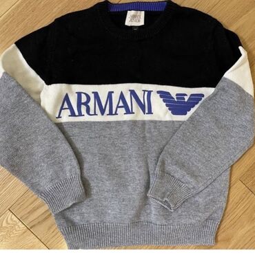 Üst geyimləri: Armani
6 yaş
1 dəfə geyilib