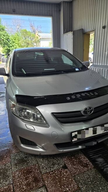 Toyota: Toyota Corolla: 2009 г., 1.4 л, Механика, Бензин, Седан