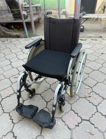 купить инвалидную коляску бу: Инвалидная коляска с ручным приводом - Легкая складная рама из