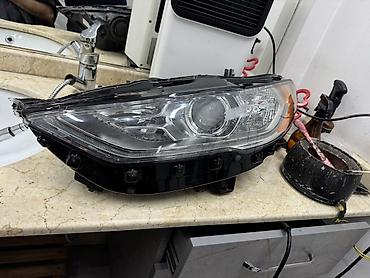 ford fusion farası: Salam ön sol fara satıram alt lednən 2019-2020 ci il üçündü — 2
