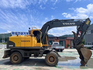 купить экскаватор в лизинг: Экскаватор, Volvo, Колесный
