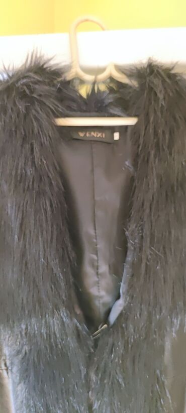 prsluk krem vuneni: S (EU 36), Faux fur, color - Black