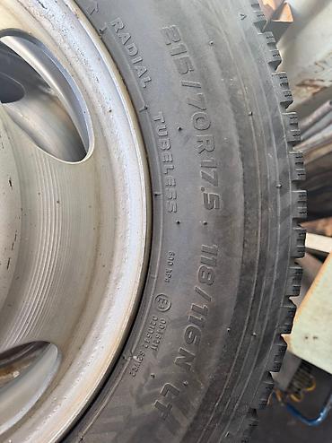 7 1: Колеса в сборе 215 / 70 / R 17.5, Зима, Б/у, Комплект, Грузовики/Автобусы, Железные, отверстий - 5 — 3