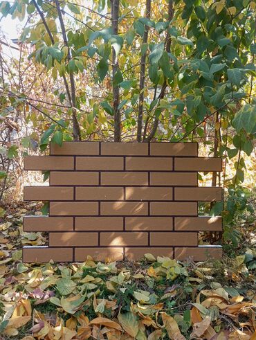 Фасадные сэндвич панели: Панели для облицовки стен, имитирующие кирпичную кладку, представлены — 8