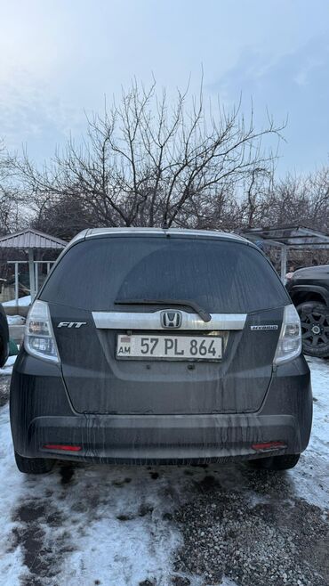 Honda: Honda Fit: 2011 г., 1.3 л, Автомат, Гибрид