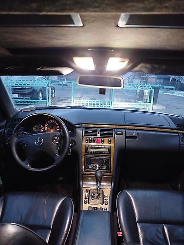 Mercedes-Benz: Mercedes-Benz E-Class: 2001 г., 3.2 л, Автомат, Бензин, Седан — 8