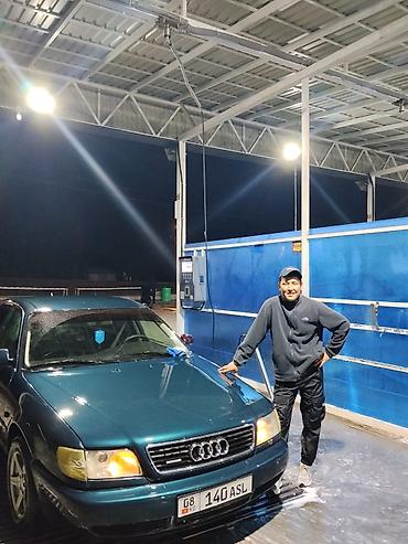 Audi A6: 1995 г., 2.6 л, Механика, Бензин, Седан