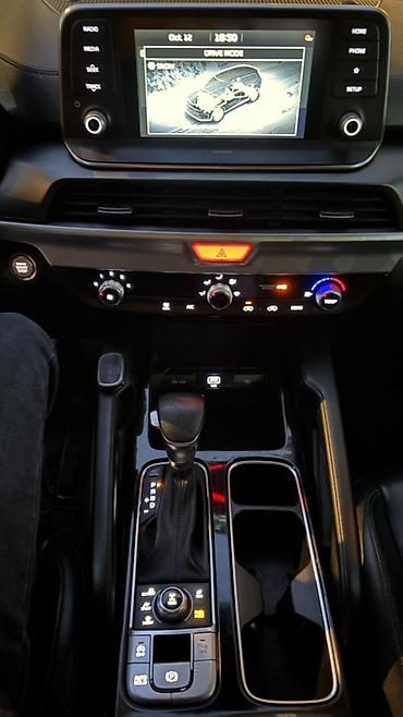 Kia: Kia Telluride: 2021 г., 3.8 л, Автомат, Бензин, Кроссовер — 3