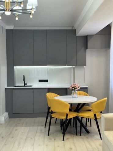 квартиру меняю на дом: 2 комнаты, 52 м², Элитка, 10 этаж, Дизайнерский ремонт