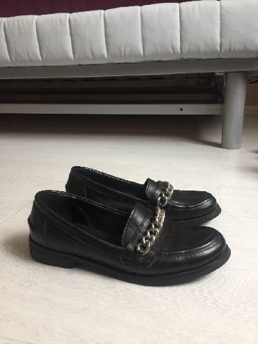 женские туфли на танкетке: Туфли, 36, цвет - Черный, Б/у