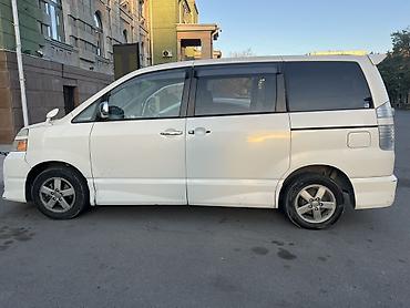 Toyota: Toyota Voxy: 2006 г., 2 л, Автомат, Бензин, Минивэн — 8