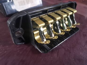 Auto delovi: Kutija osiguraca manja Lada 2121,21213,21214 Niva. Novo. Originalno — 1