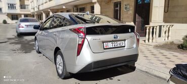 Toyota: Toyota Prius: 2017 г., 1.8 л, Робот, Бензин, Седан — 3