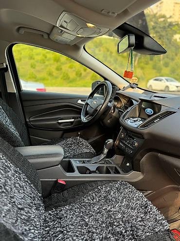 Ford: Ford Escape: 1.5 l | 2017 il 112000 km Ofrouder/SUV — 11