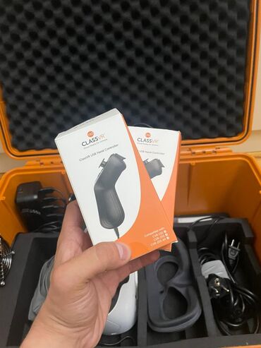 Avantis ClassVR Premium qulaqlıq dəsti immersiv öyrənmə təcrübəsi üçün