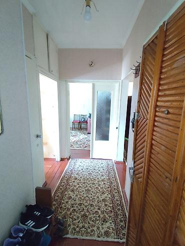 Продажа квартир: 3 комнаты, 65 м², Толойкон мкр., 105 серия, 3 этаж, Косметический ремонт — 7