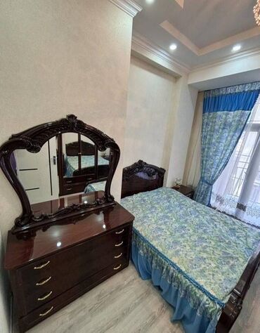 Uzunmüddətli kirayə mənzillər: Nərimanov metrosuna 5 dəgigə piyada məsafədə, 15 mərtəbənin,8-ci — 14