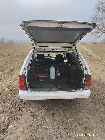 Mazda: Mazda 626: 1989 г., 2 л, Ручные, Бензин, Универсал — 4