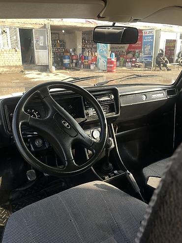 ВАЗ (ЛАДА): ВАЗ (ЛАДА) 2107: 2010 г., Механика, Бензин, Седан — 41