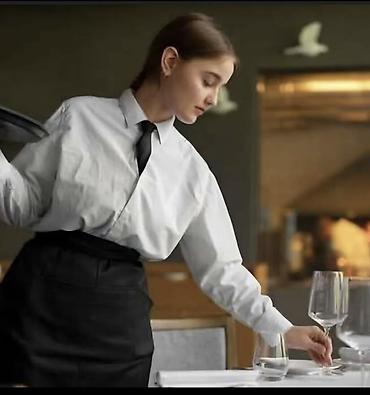 azercell operatorla elaqe: Ofisiant tələb olunur, Restoran — 1
