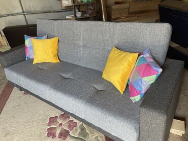 подушки для дивана: Диван-кровать, цвет - Белый, Новый