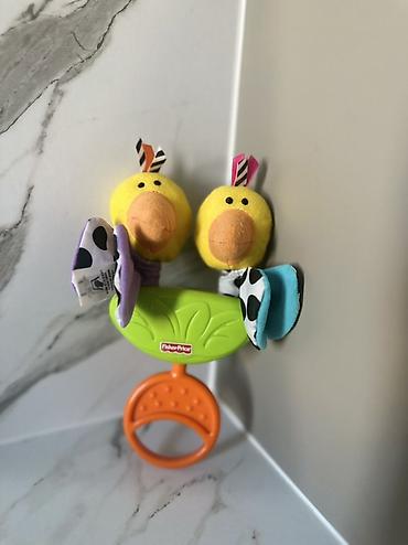 tozzi igracke: Fisher-Price viseća igračka za bebe – dvostruke žute ptičice - Mekane — 1