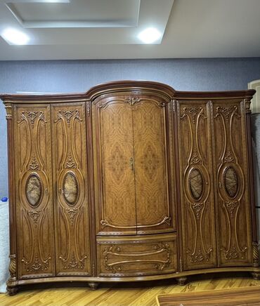 işlənmiş taxta qapı: İşlənmiş, Açılan, 6 qapı Düz dolab, Şifonyer