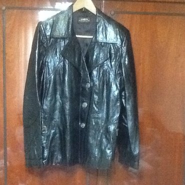 Куртки: Женская куртка XL (42), цвет - Черный