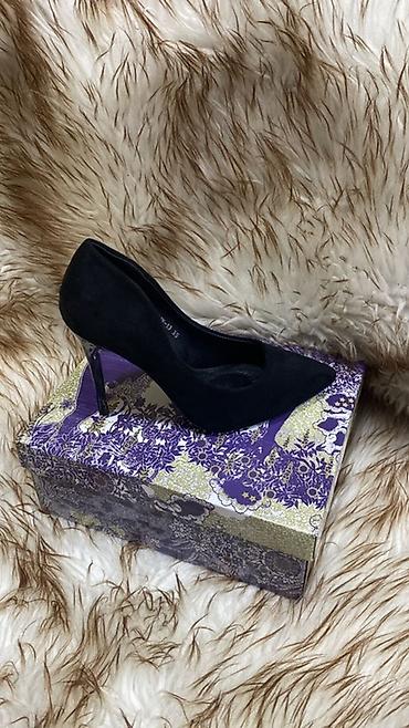 Tuflilər: Qadın klassik tufli - Model: Nazik burunlu, stiletto tipli topuq. - — 2