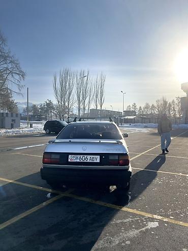 Volkswagen: Volkswagen Passat: 1990 г., 1.8 л, Механика, Бензин, Седан — 3