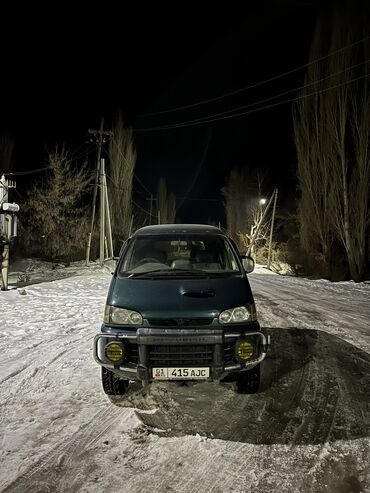 Mitsubishi: Mitsubishi Delica: 1996 г., 2.8 л, Автомат, Дизель, Внедорожник