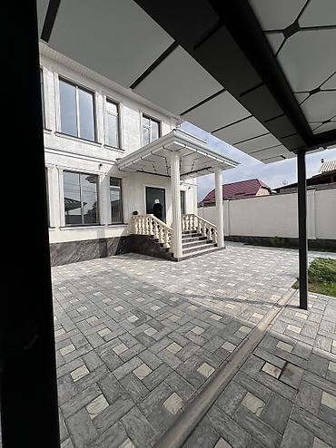 срочно сегодня: 🏡 ПРОДАЁТСЯ УЮТНЫЙ И ПРОСТОРНЫЙ ДОМ 📍 ЖМ Арча-Бешик ✨ Дом, где каждая — 3