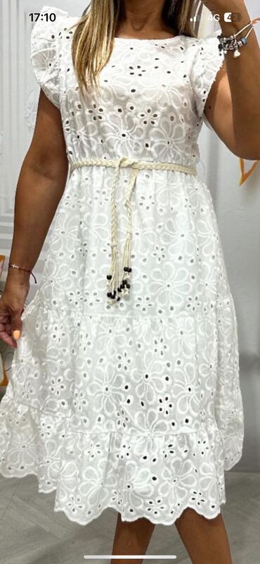 svecane haljine sa resama: One size, color - White, Other style, Short sleeves