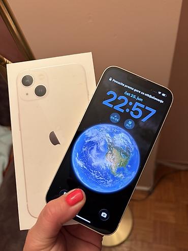 Apple iPhone: Apple iPhone 13 – bele boje - Ekran: 6.1" Super stanje telefona — 1