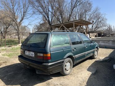 Volkswagen: Volkswagen Passat: 1989 г., 1.8 л, Механика, Бензин, Универсал