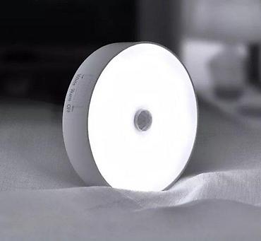 Rasveta: PUNJIVA LED LAMPA SA SENZOROM POKRETA | Popust na više komada. Nova — 1