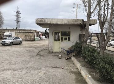 Kommersiya daşınmaz əmlakının satışı: Sumqayıt şəhəri Səməd Vurğun küşəsində yerləşən 1000 kv. m anbar, 800 -da lalafo.az — 12 Kommersiya daşınmaz əmlakının satışı: Sumqayıt şəhəri Səməd Vurğun küşəsində yerləşən 1000 kv. m anbar, 800 — 12