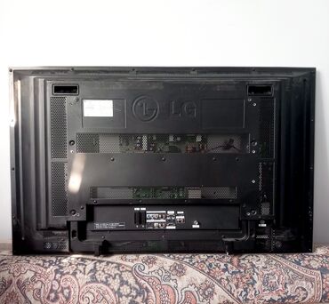 Телевизоры: Продаю телевизор большой. LG оригинал .торг есть — 2