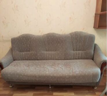 румынский диван: Цвет - Серый, Б/у