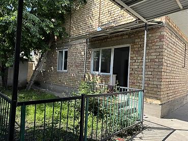 Продажа коттеджей и домов: Продаётся частный дом 110кв м есть времянка с 2 комнатами+50кв м. Есть — 14