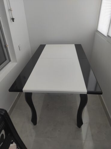 stol satılır: Qonaq masası, İşlənmiş, Açılan, Dördbucaq masa, Azərbaycan